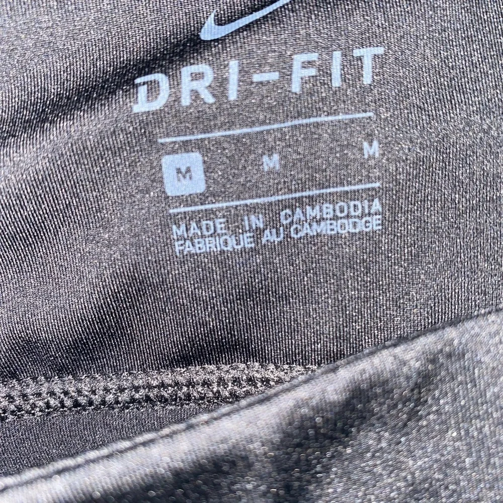 NIKE RUNNING DRI-FIT BUTTERY SOFT LEGGINGS SIZE MEDIUM